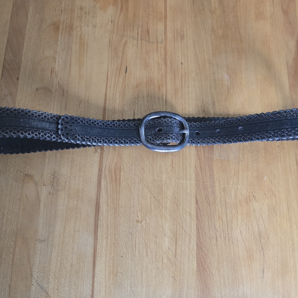 Dark Brown Scalloped Edge Leather Belt with Oval Buckle - Picture 8 of 8